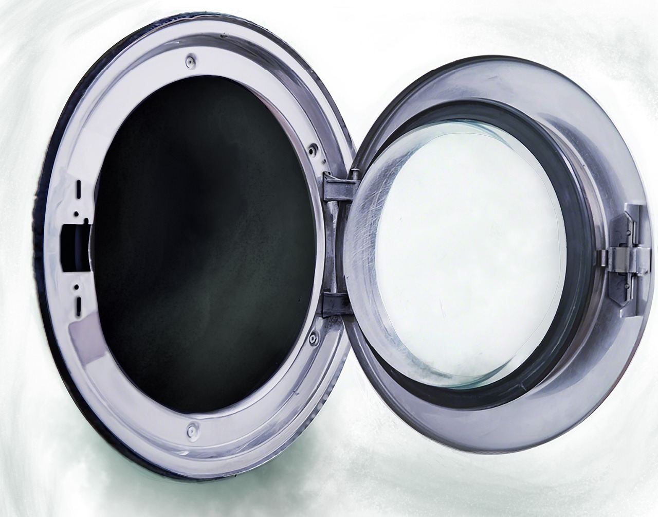 Cosa fare quando la lavatrice perde acqua