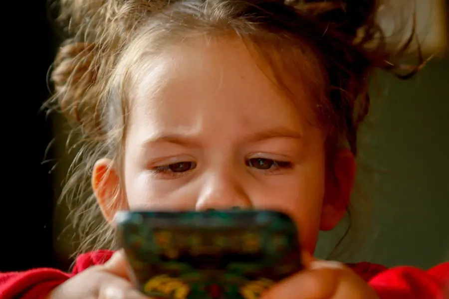 Lo smartphone fa male ai bambini?