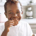 Alimentazione nei bambini: il vademecum sulla gestione dei pasti